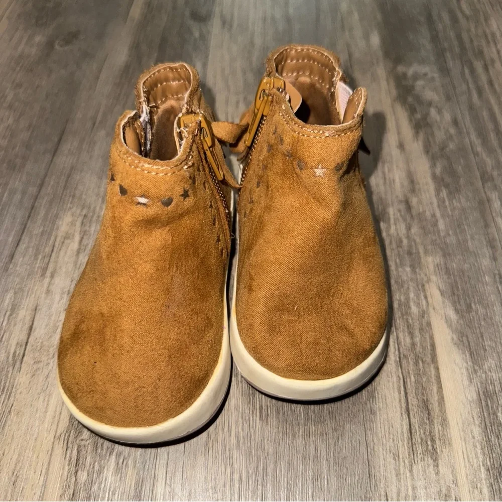 Wonder Nation Tan Moccasins with Fringe